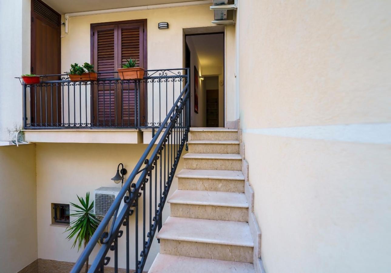 Guest Friends Appartement Trapani Buitenkant foto